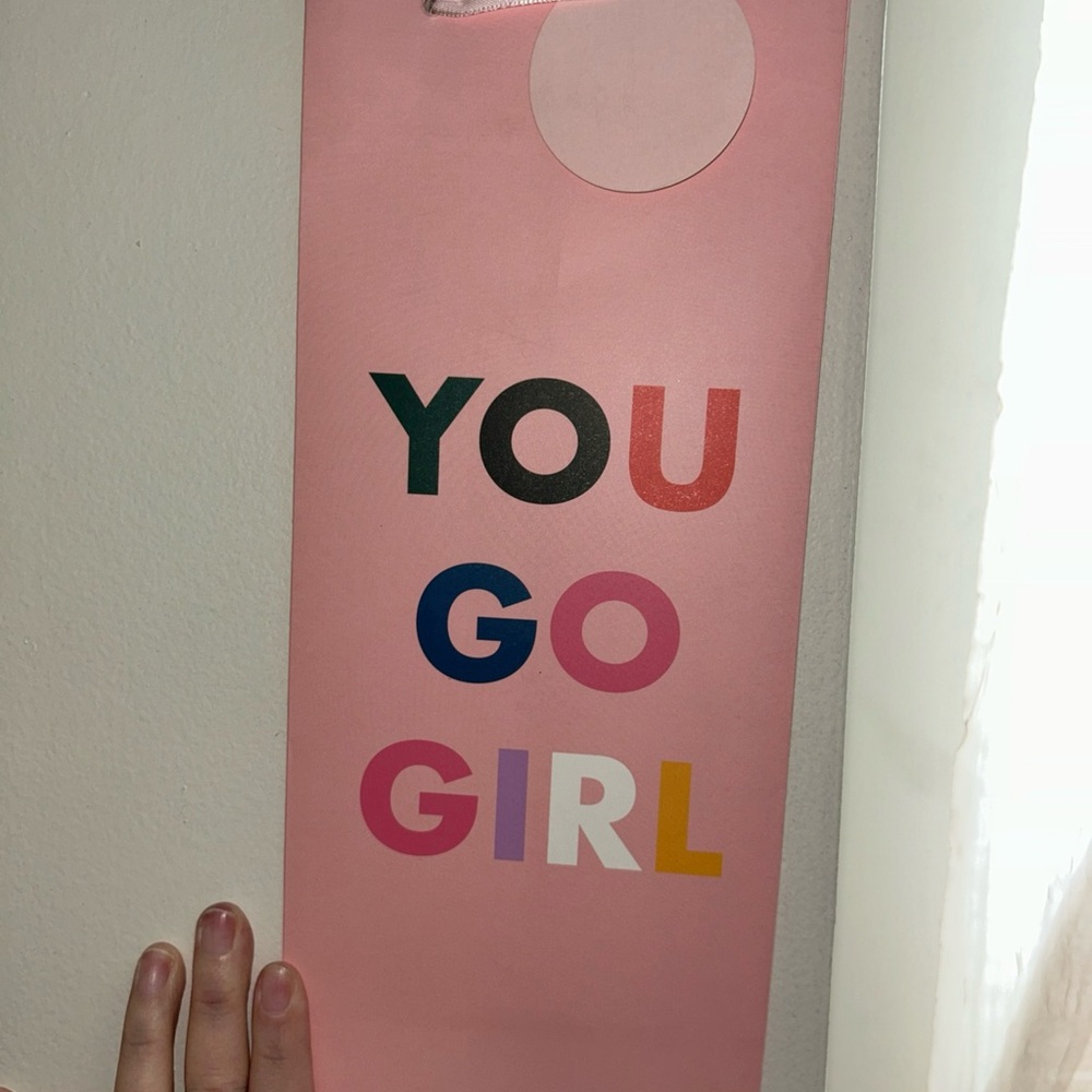 Pink 'You Go Girl' wine gift bag set